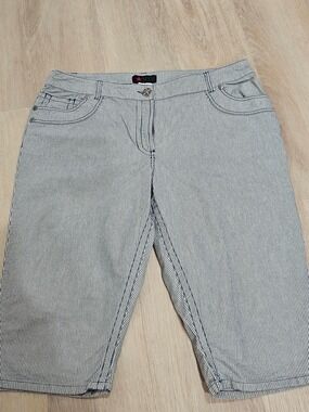 MXM Striped Capri Jeans Blue White Cotton Cropped Size 16 Minimalist Summer Coas